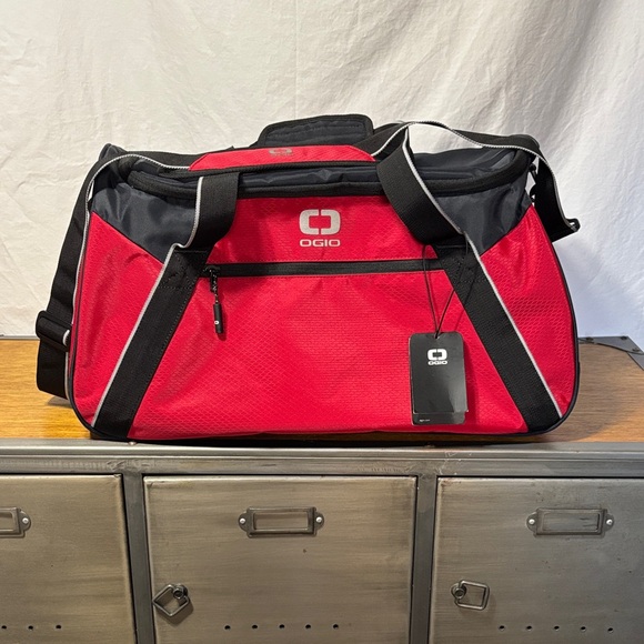OGIO Black and Red Duffel Bag - Picture 1 of 8